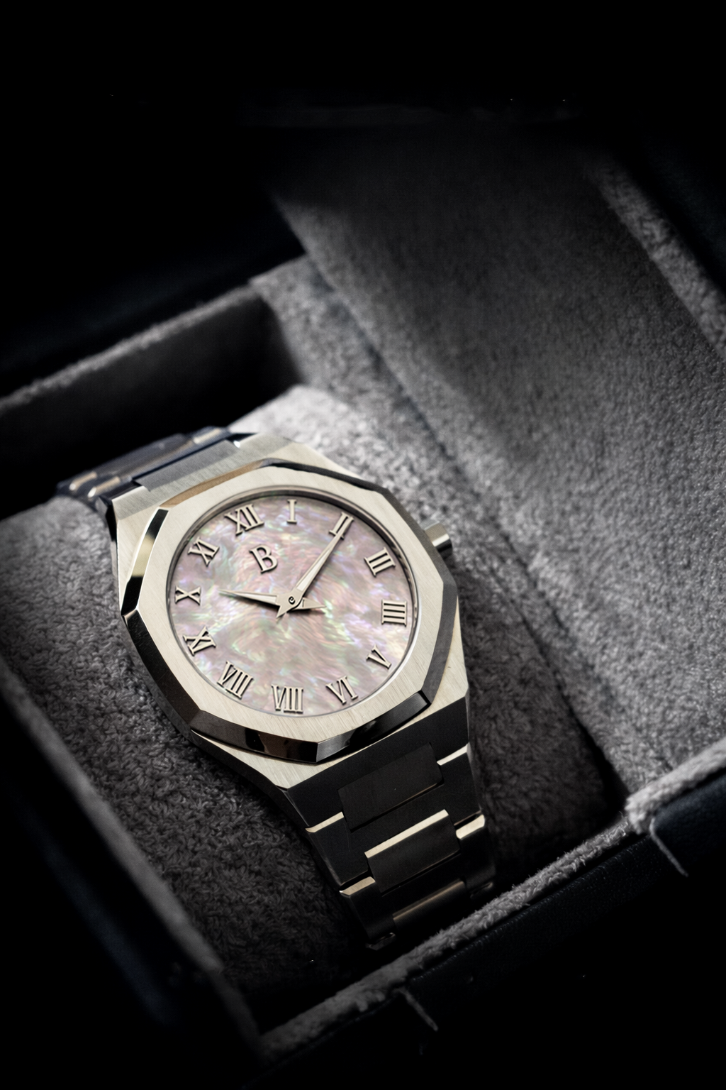 B360 luxury ladies watch - The blossom elegant collection. 